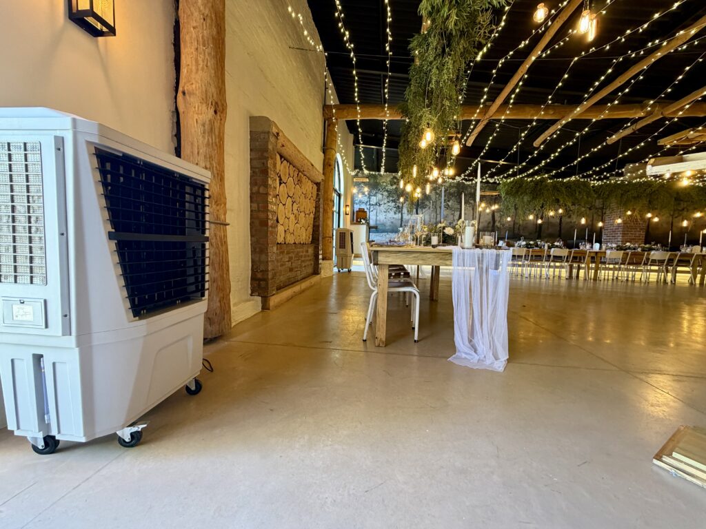 Chill Out air cooler setup at De Uijlenes farm wedding venue